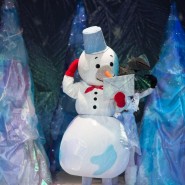 Новогодний спектакль «Снеговик-Почтовик» ❄️ фотографии