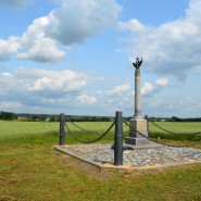 Памятник 2-й конной батарее лейб-гвардии Артиллерийской бригады капитана А. Ф. Ралля фотографии
