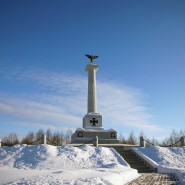 Памятник лейб-гвардии Егерскому полку и матросам Гвардейского экипажа фотографии
