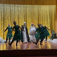 Волшебный сундук Деда Мороза фотографии