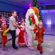 Детский новогодний карнавал «Наш веселый Новый год» фотографии
