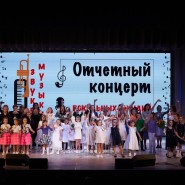 Магазин игрушек фотографии