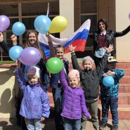 Показ записи концерта «Веселый Первомай» фотографии