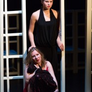 Трансляция спектакля «Дети солнца» фотографии