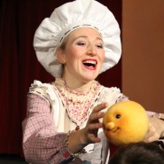 Показ записи отрывка спектакля «Колобок» фотографии