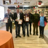 Шахматный клуб «Ход конём» фотографии