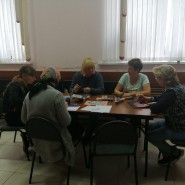 Клуб по интересам «Гармония красок» для пенсионеров фотографии