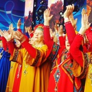 Показ записи концерта «Вдоль по улице широкой» фотографии