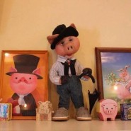Выставка «Тысячи и одна свинья» фотографии