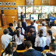 Исторический экскурс «Три цвета русской славы» фотографии