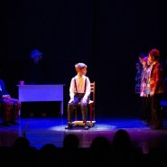 Спектакль «Что вырастет из этого ребёнка?» фотографии