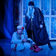 «Две Бабы-Яги» фотографии