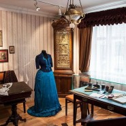 Выставка «В гостях у купца Лукутина» фотографии