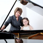 Отчетный концерт фортепианного отделения «Любимый рояль» фотографии
