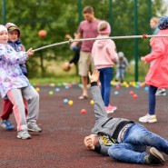 Развлекательная программа «Игры нашего двора» фотографии