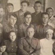 Выставка «Медицинские работники – участники Великой Отечественной войны» фотографии