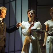 Спектакль «Властелин мира» фотографии