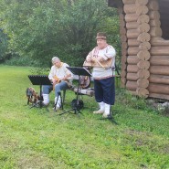 Театральный уличный фестиваль Вне формата «У Троицы» фотографии