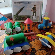 Выставка «Наша армия родная!» творческой студии «Самоделкин» и кружка «Чудеса в подарок» фотографии