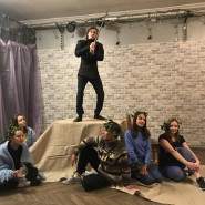 Театральный перфоманс «Пойте» фотографии