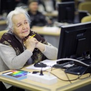 «Азбука компьютера»- кружок компьютерной грамотности для пенсионеров фотографии