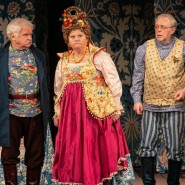 Спектакль «Не в свои сани не садись» фотографии