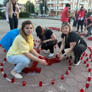 Акция памяти «Свеча памяти» на площади Победы в Ногинске фотографии