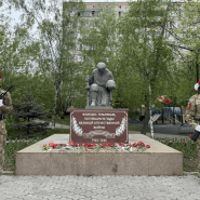 «Ваш подвиг вечно будет жить» фотографии
