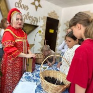 «Русские сказки на лужайке» фотографии