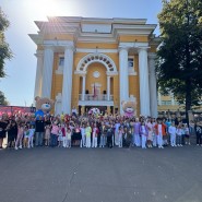 «Знакомьтесь, это Тепловоз» фотографии