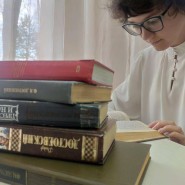 Литературный час «В мире Достоевского» фотографии
