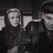 Кинопоказ «Жди меня» фотографии