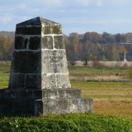 Памятник 1-му кавалерийскому корпусу генерала Ф. П. Уварова фотографии