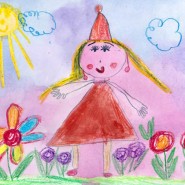 Выставка детских рисунков «Моя любимая кукла» фотографии