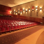 Концертный зал «Молодость» фотографии