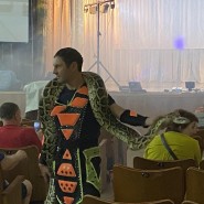 Театральное цирковое представление «Как Иван-дурак за чудом ходил» фотографии