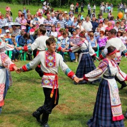 Видеоурок «Знакомство с народными календарными обрядовыми праздниками» Часть 3