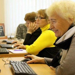 «В мире информации» - курсы компьютерной грамотности для пенсионеров
