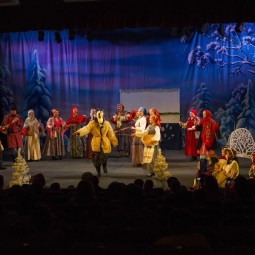 На зимние Святки — свои порядки!