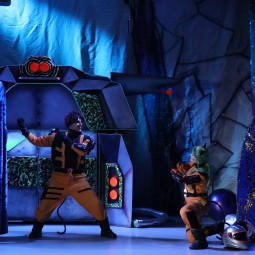 Музыкальный шоу-спектакль «Гости из космоса»