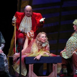 Спектакль «Очень простая история»