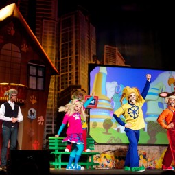 Спектакль «Барбоскины»