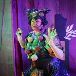 «Дюймовочка» – спектакль