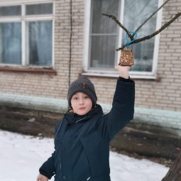 Мастер-класс по изготовлению кормушки, посвящённый Дню зимующих птиц России