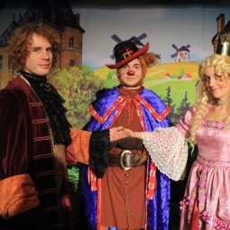 Спектакль «Кот в сапогах»