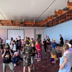 «Игры, потехи, танцы, утехи»– игровая программа