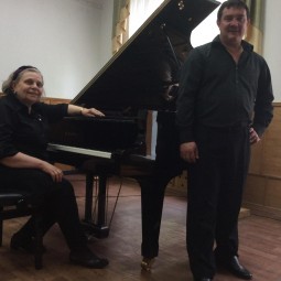 Онлайн-концерт «Первая сюита для двух фортепиано С. В. Рахманинова»