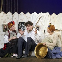 Спектакль «Женитьба Бальзаминова»