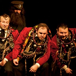 Спектакль «Чичиков и Ко»