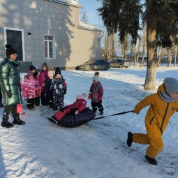 Развлекательная программа на свежем воздухе «Зимние виды спорта»